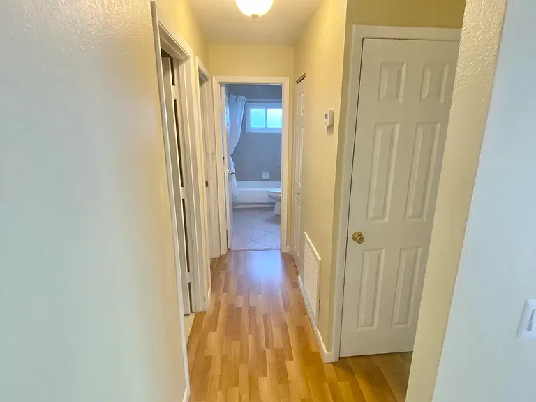 784 Alcazar Ave — Photo 8