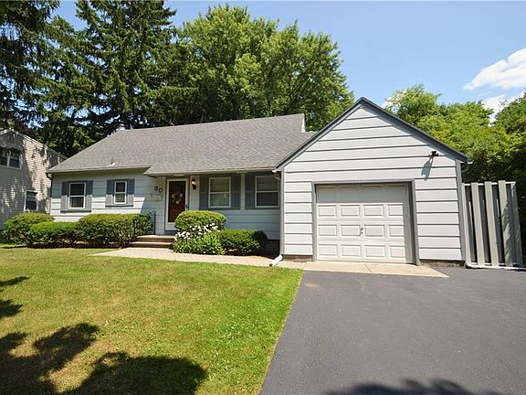 2nd image of 30 Hilltop Dr