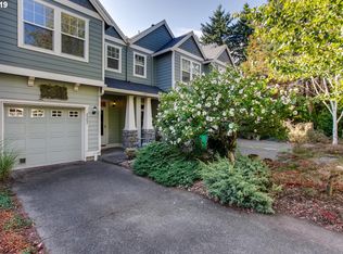 2303 SE 76th Ave, Portland, OR 97215