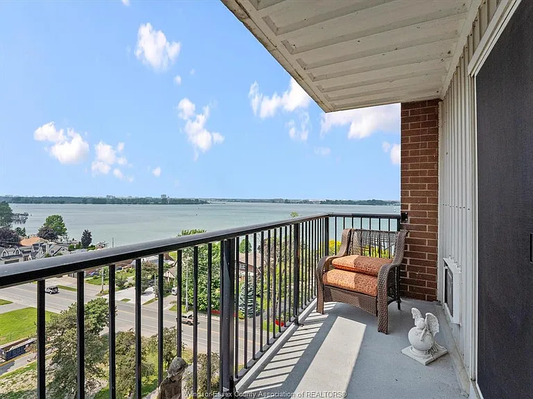 8591 Riverside Dr E #1101 — Photo 20