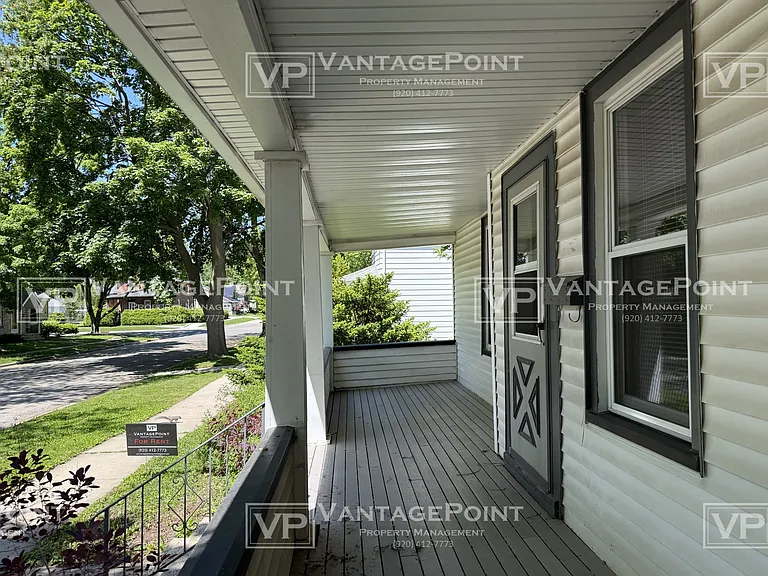 315 S Superior St — Photo 3