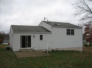 586 Slippery Rock Rd, Slippery Rock, PA 16057