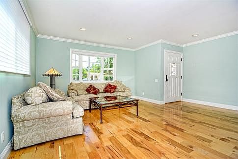 3rd image of 24377 Hartland St
