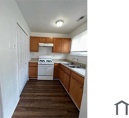 4th image of 2437 Schaefer St