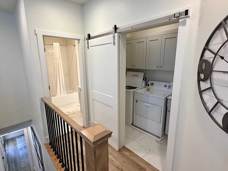 518 E Bailey Ln — Photo 18