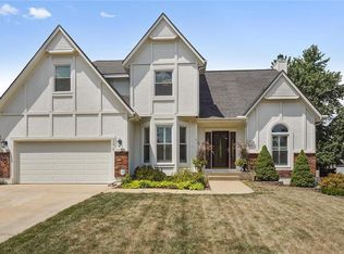 22618 W 49th Ter, Shawnee, KS 66226