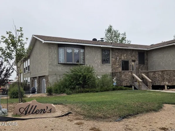 528 E 5th St, Big Piney, WY 83113