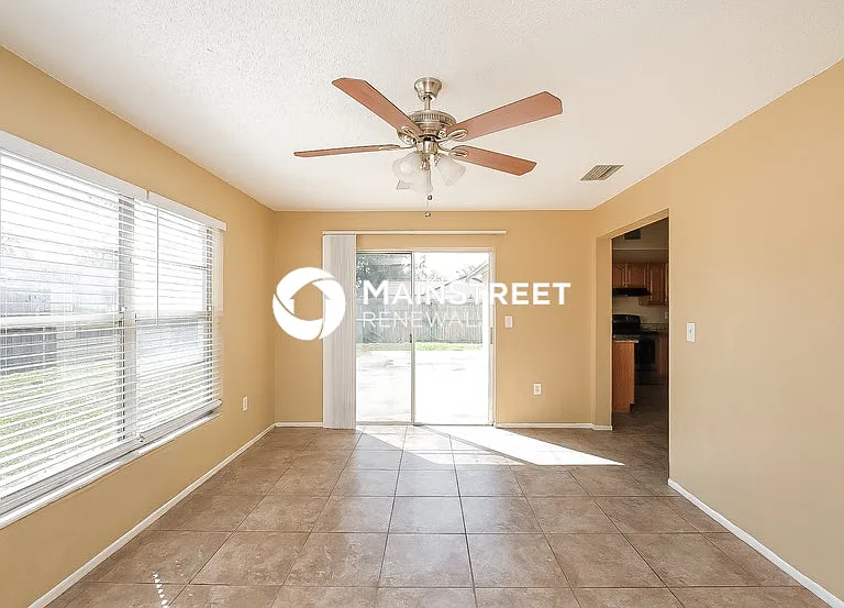 3506 Martell St — Photo 6