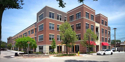 HIGHPOINT Clarendon Hills Photo 1