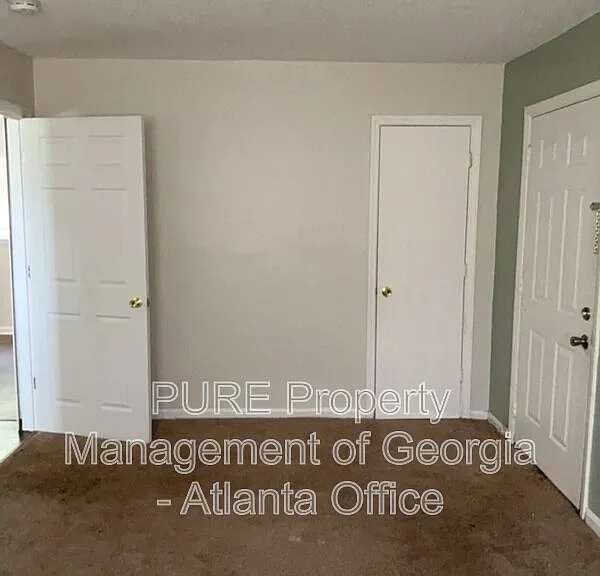 314 Sterling St — Photo 11