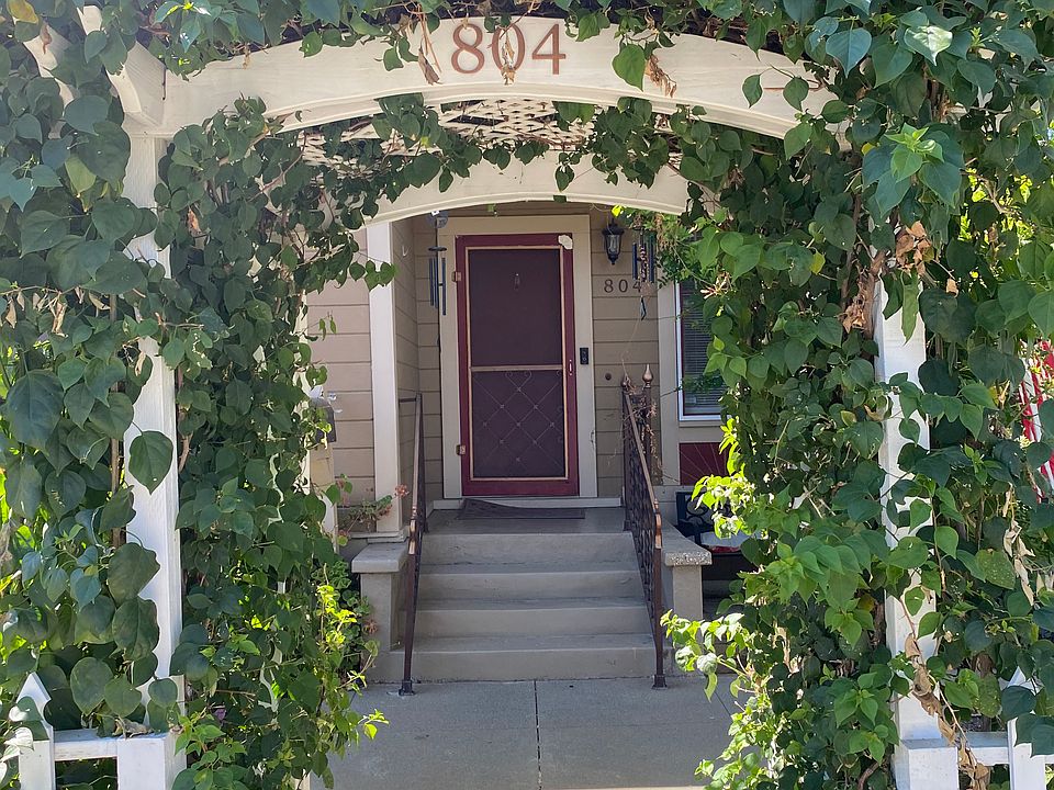 1st image of 804 4th St #1