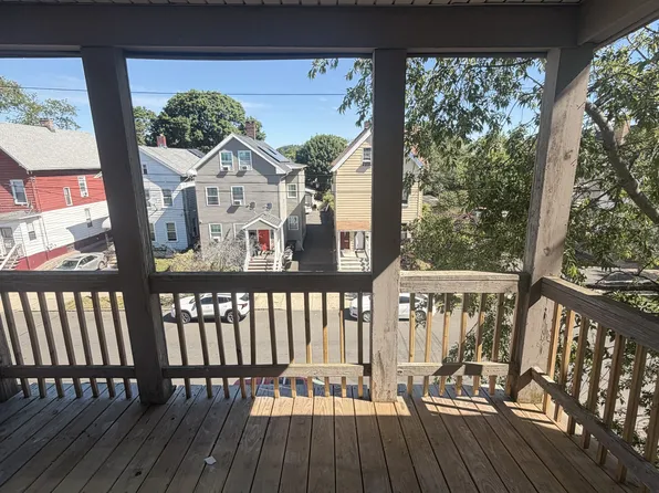 132 Saltonstall Ave #3, New Haven, CT 06513