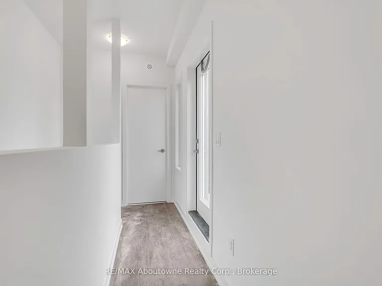 2 Steckley House Ln #Townhouse 923 — Photo 23