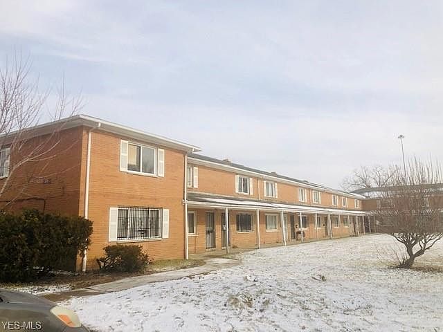 2nd image of 4871 Banbury Ct APT 20
