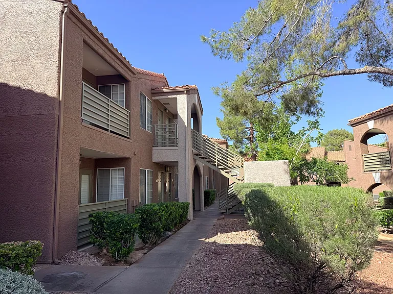 7730 Secret Shore Dr #202 — Photo 4