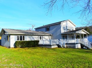 4729 Lower Rhiney Creek Rd, Hallstead, PA 18822
