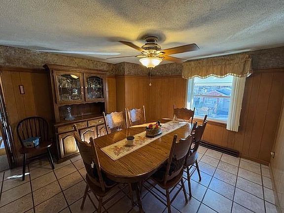 4th image of 11 Cove Ct
