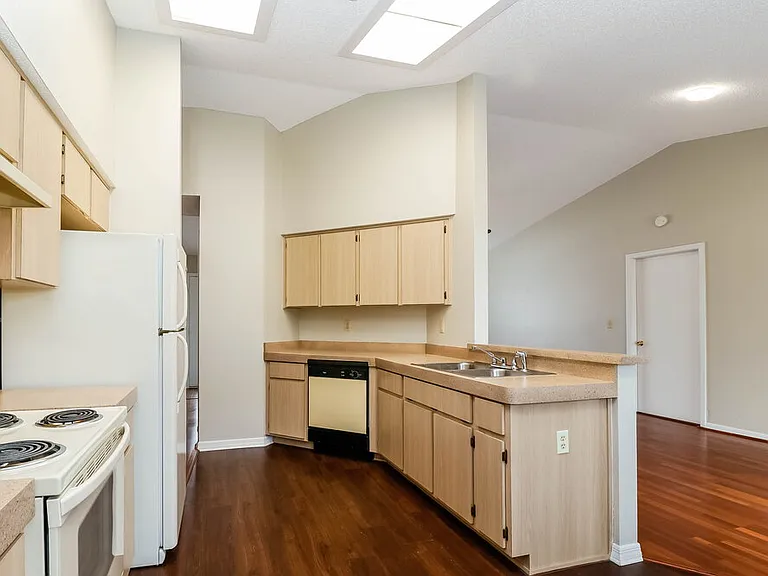 11479 Cavern Rd — Photo 9