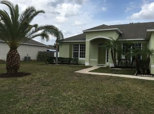 2711 Pearl Ct, Kissimmee, FL 34743