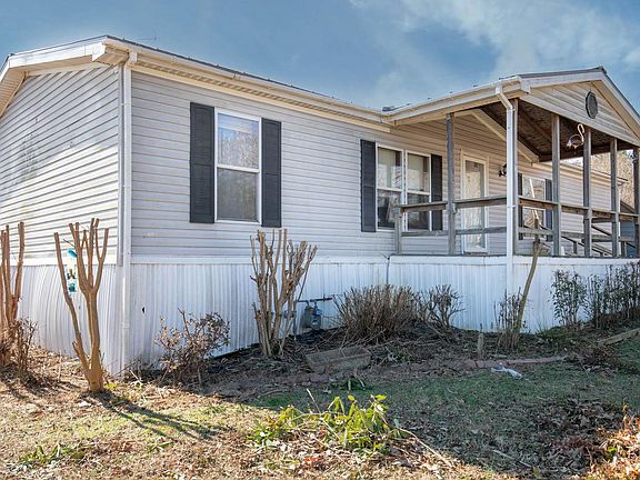 2nd image of 150 Tracey Ln