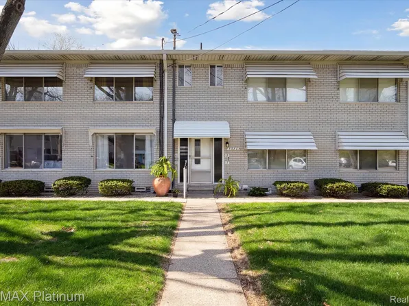 5980 Alan Dr APT 5, Brighton, MI 48116