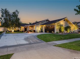 11832 Weatherby Rd, Los Alamitos, CA 90720