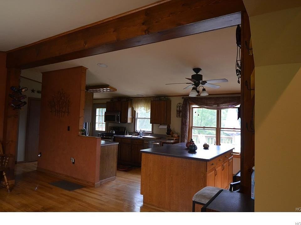 2nd image of 1162 Kings Hwy
