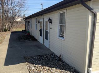 3401 Brodhead Rd #F, Aliquippa, PA 15001