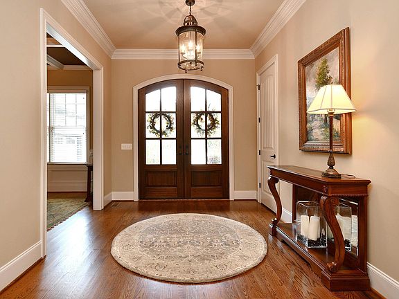 5th image of 42 Charleston Oak Ln