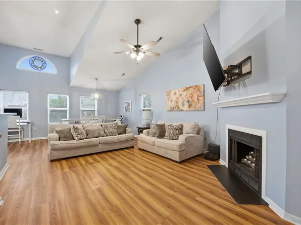 207 Westover Ave APT 301, Norfolk, VA 23507