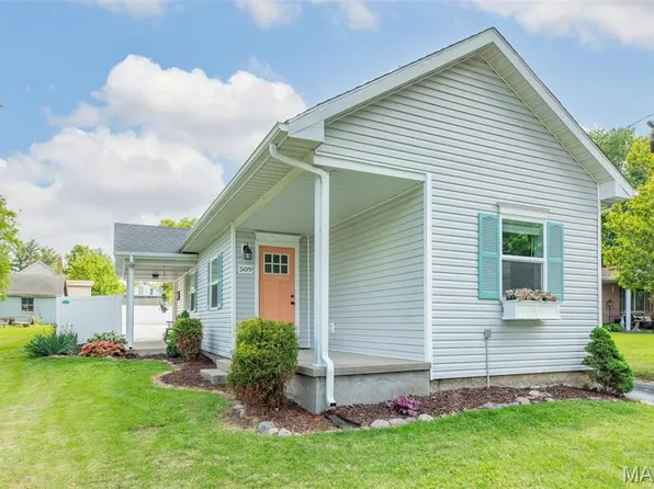 509 Pearl St, Godfrey, IL 62035