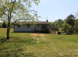 606 McDade Rd, Forest City, NC 28043