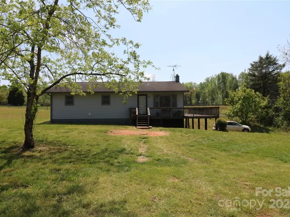 606 McDade Rd, Forest City, NC 28043