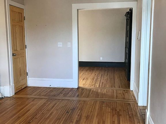 4th image of 2201 Aldrich Ave S APT 8