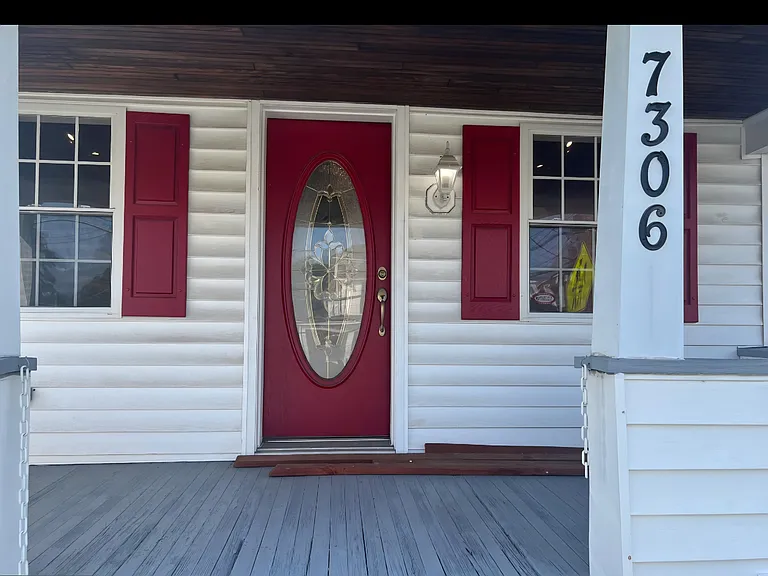 7306 Belair Rd — Photo 2