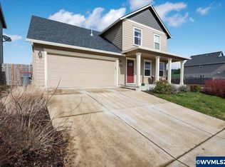 988 E 16th St, Lafayette, OR