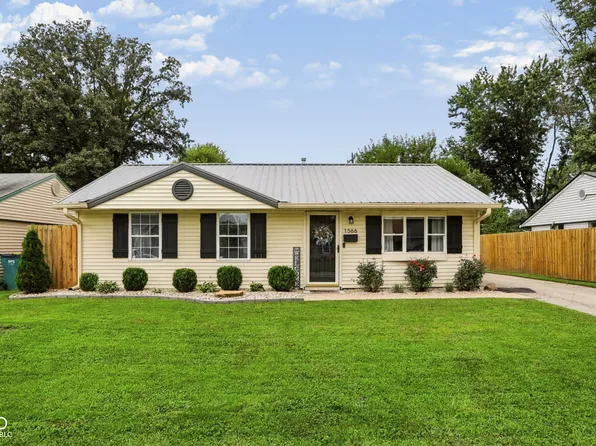 1566 Roberts Rd, Franklin, IN 46131