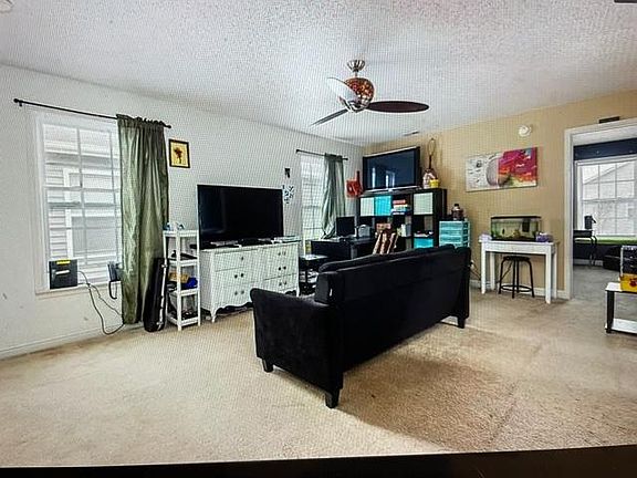 3rd image of 12215 Belfry Dr