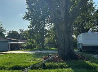 213 Destrehan Dr, Destrehan, LA 70047