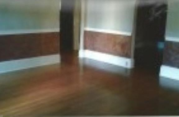 5th image of 1361 Coconut Dr