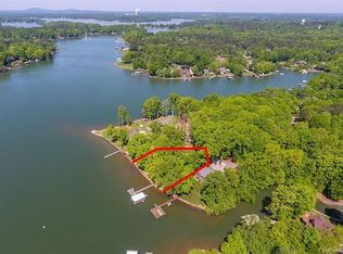 121 Little Acorn Ln, Mooresville, NC 28117