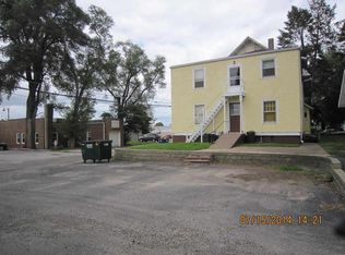 118 10th St, Silvis, IL 61282