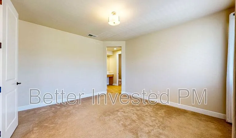 1221 Castellana Ln — Photo 21