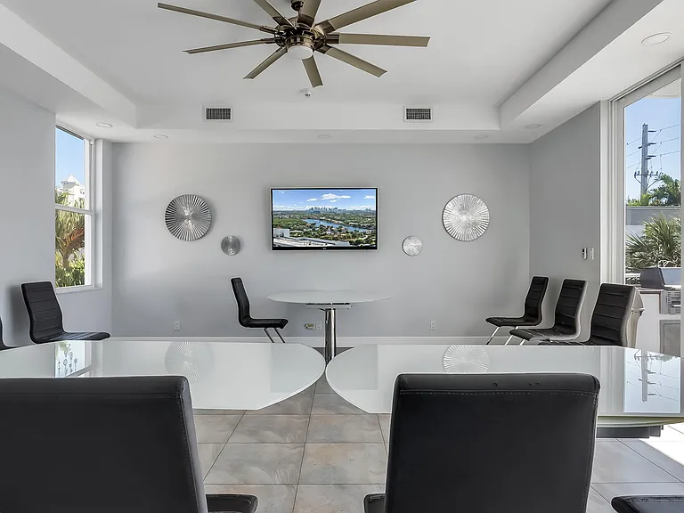2200 NE 33rd Ave #10K — Photo 32
