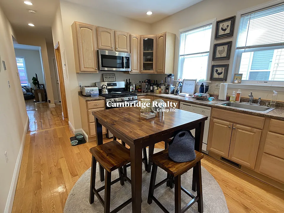 20 Radcliffe Rd #102