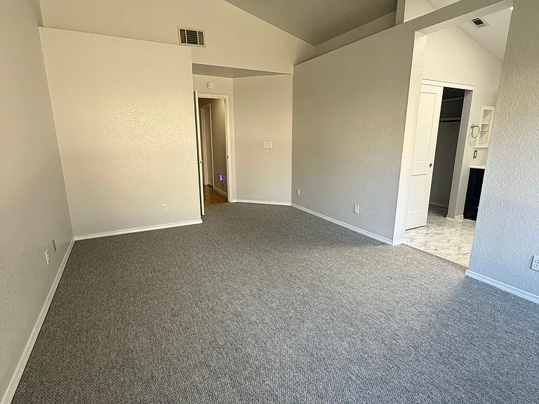 6260 Vanden Rd — Photo 24