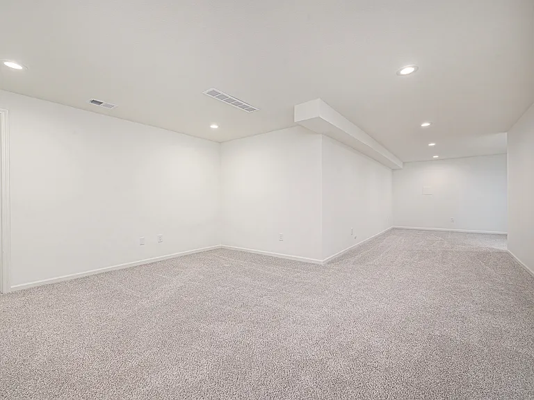 15813 Riley St — Photo 18
