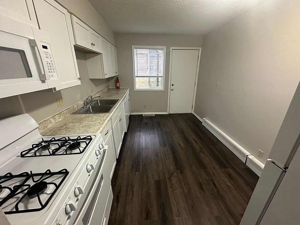 607 Hillview 607 Hillview Dr Normal IL Zillow