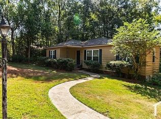 213 Alpine St, Chickasaw, AL 36611