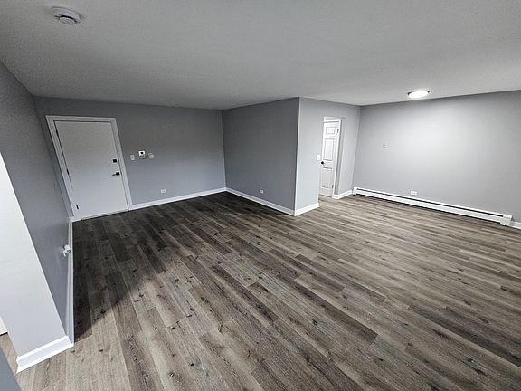 3rd image of 2200 Scoville Ave APT 201